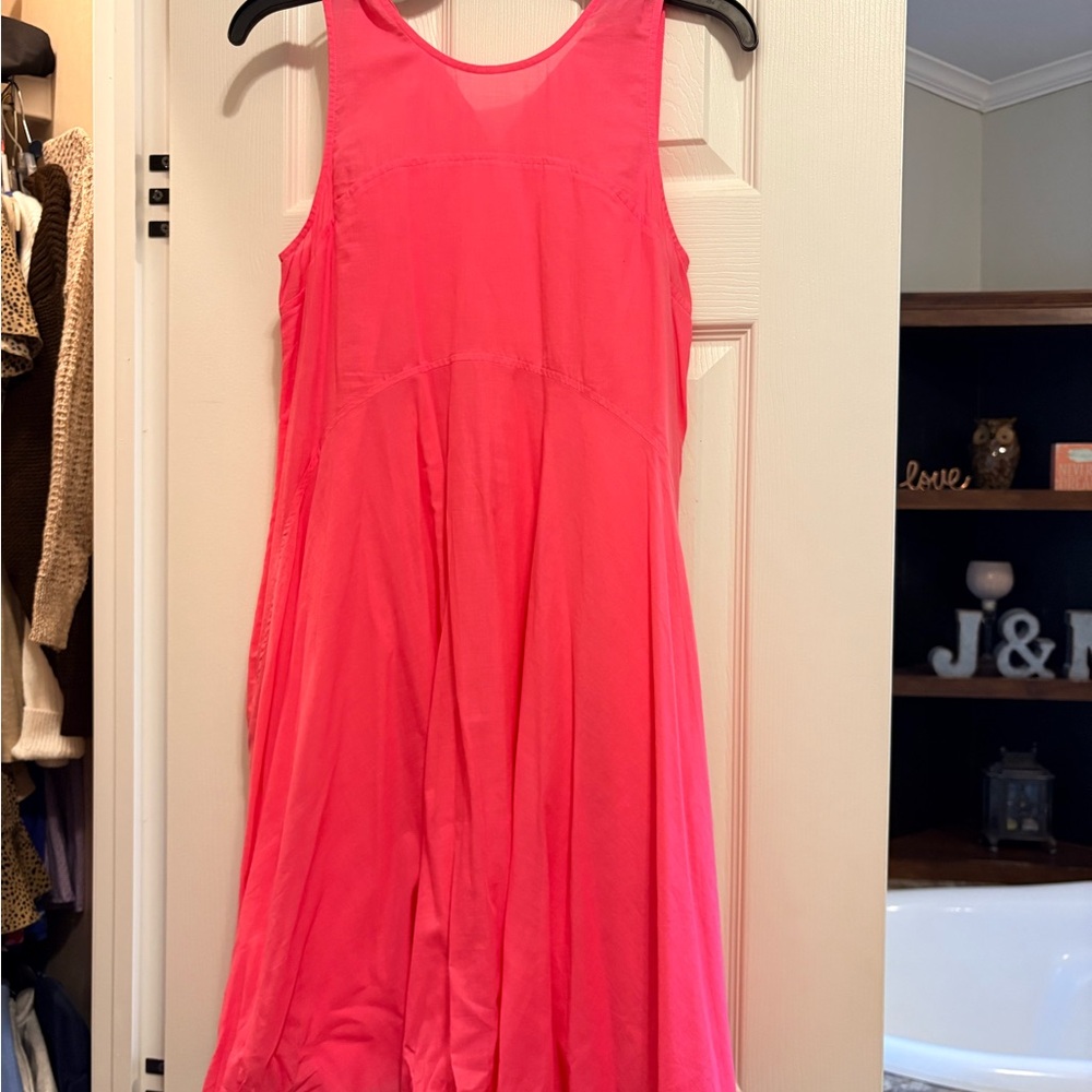 Elegant Pink Sleeveless Dress